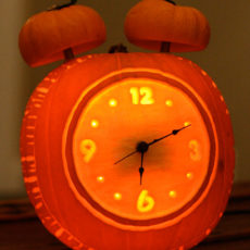 Alarm clock pumpkin that counts down to halloween