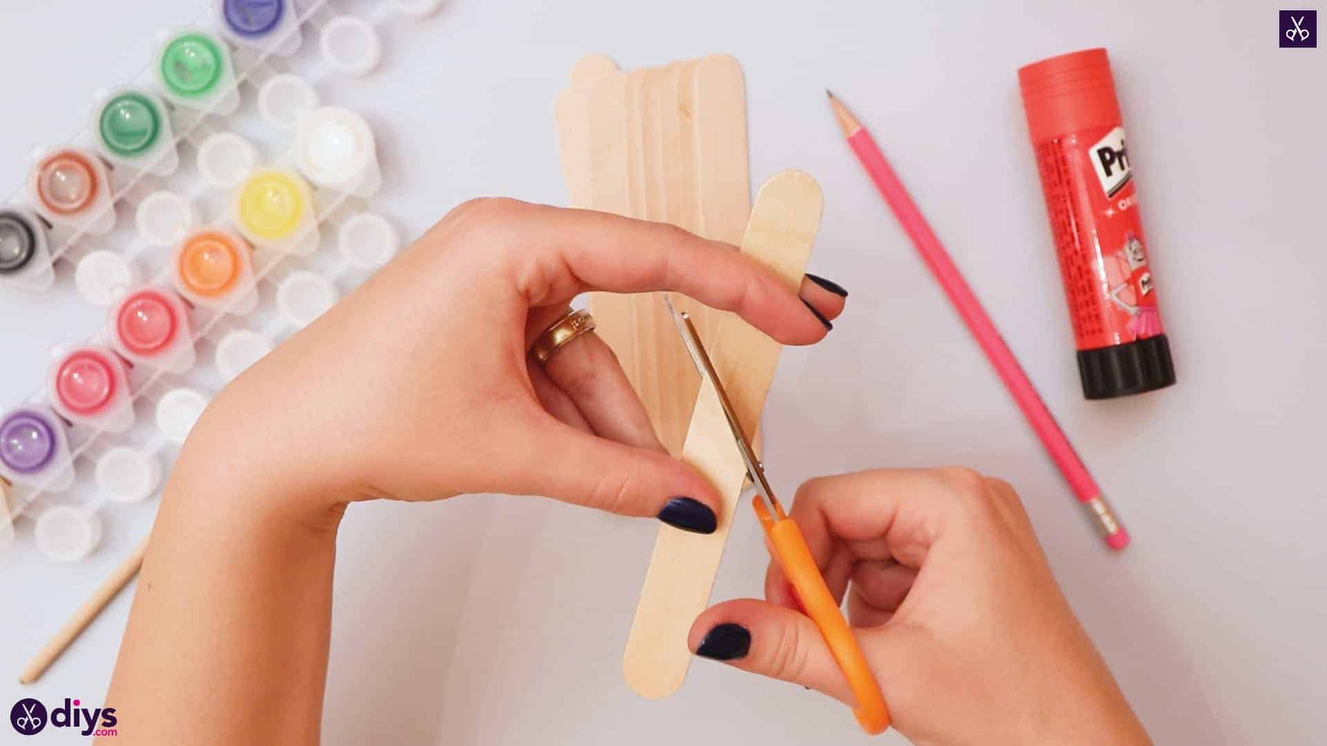 Diy popsicle stick house cutting process