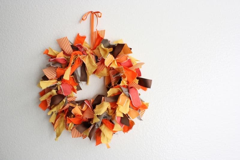 Easy Knotted Fabric Thanksgiving Wreath