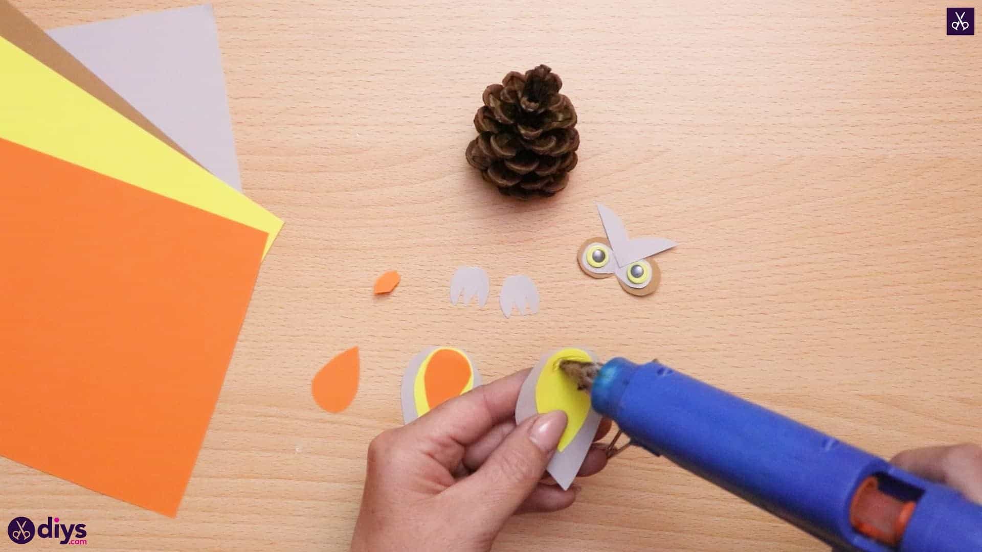 How to make a pinecone owl glue process