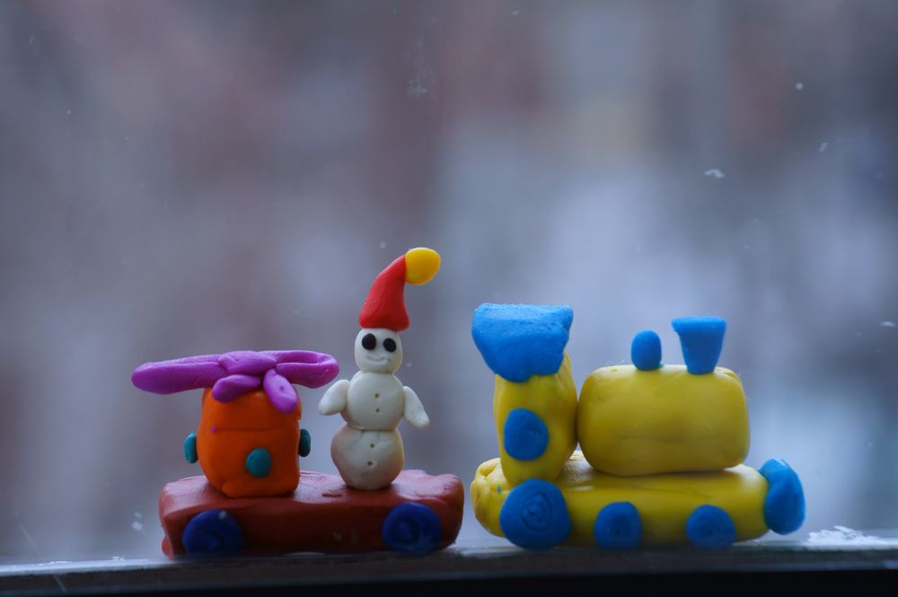 Plasticine toy train christmas window decorations