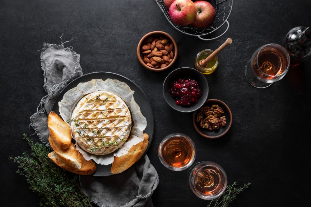 Baked camembert cheese