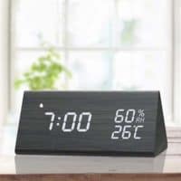 Digital alarm clock, with wooden electronic led time display