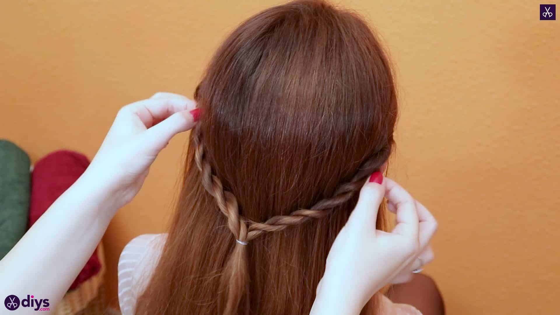 3 quick everyday hairstyles mini twists step 3c