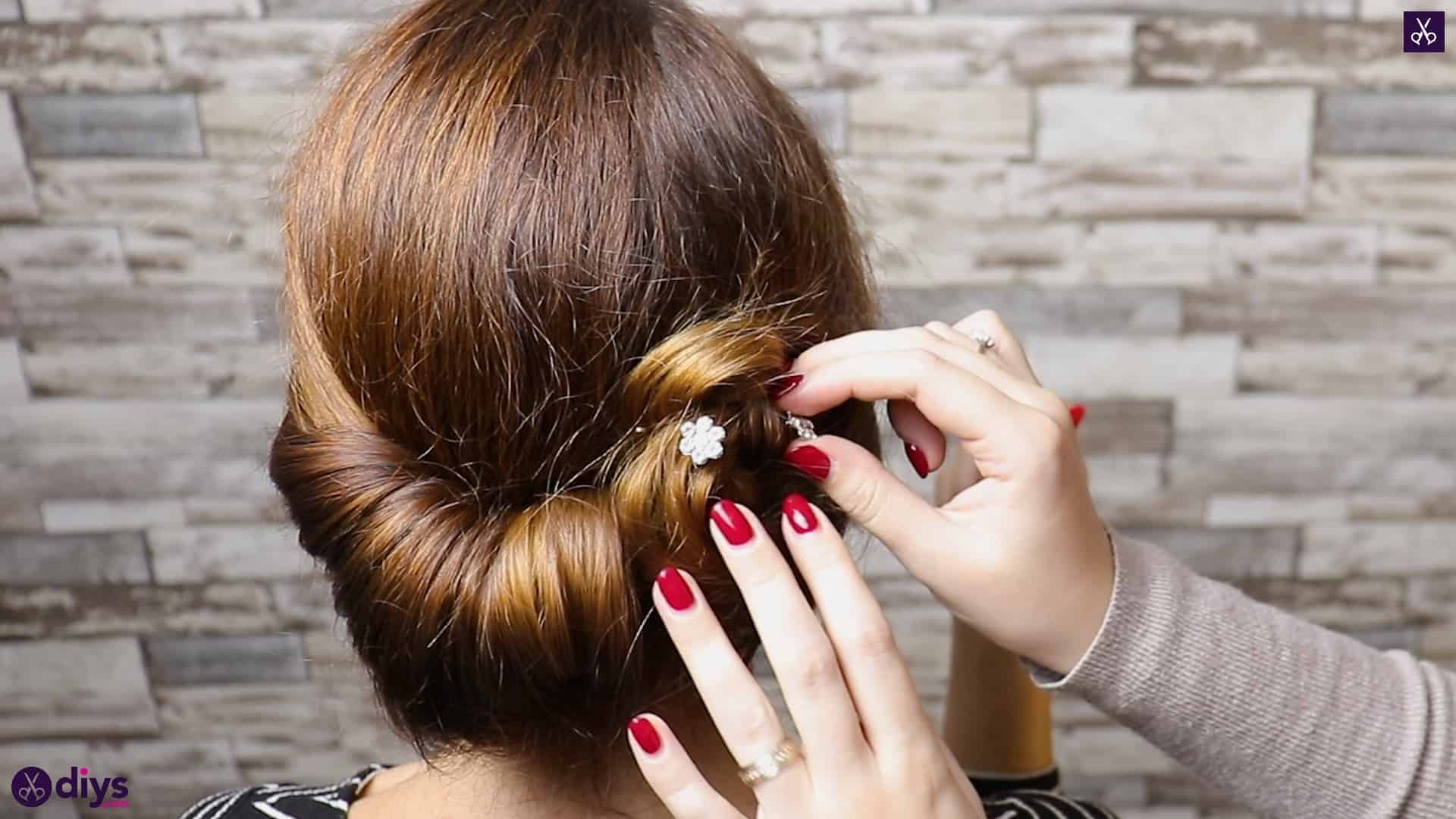 Beautiful summer bun with flowers hairstyle step 5a