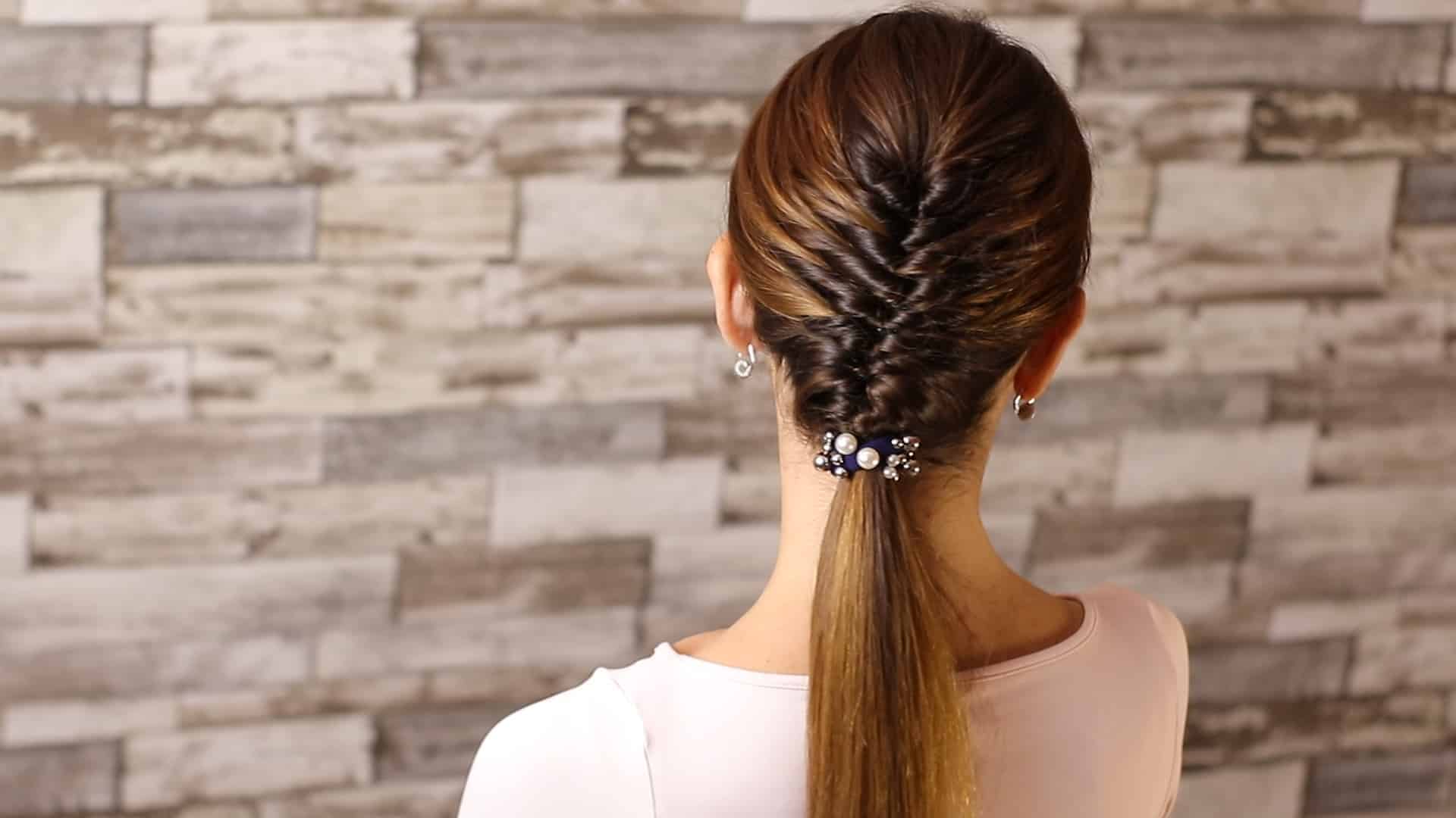 Beautiful and Elegant Video Hairstyle Tutorial