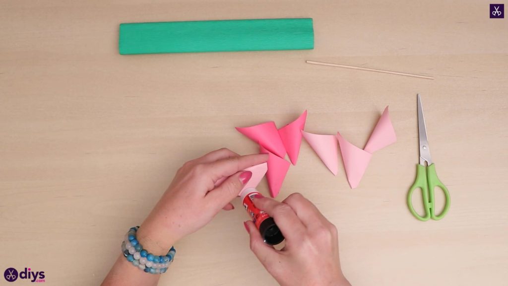 Diy 3d paper flower step 4