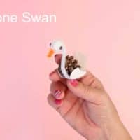 Diy simple pinecone swan