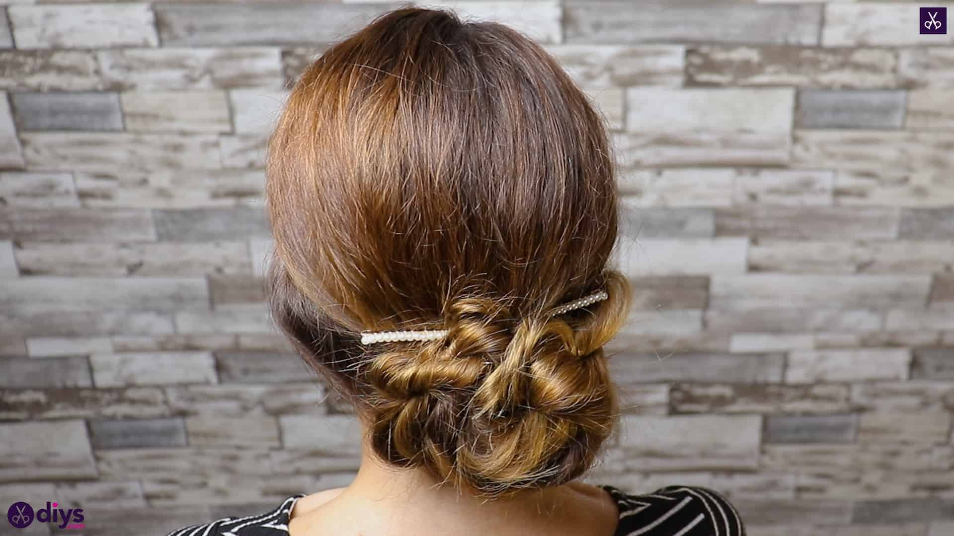 Elegant and Easy Wedding Bun Hairstyle for Guests