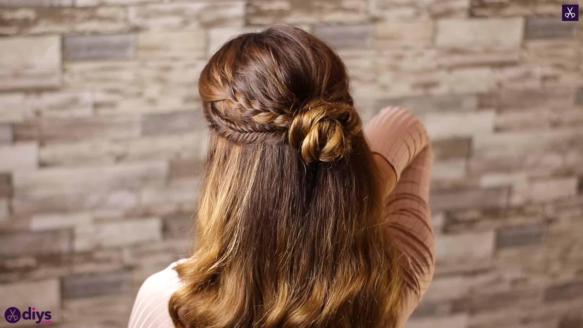 Half Up, Half Down Hairstyle for Spring