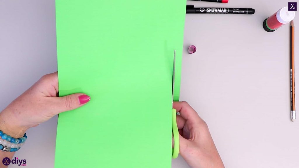 How to make paper frog green paper