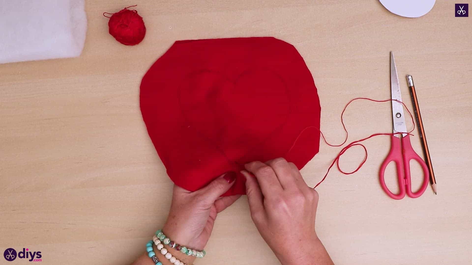 How to make a heart pillow 5