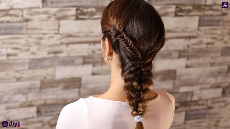 Easy Romantic Prom Hairstyle Tutorial