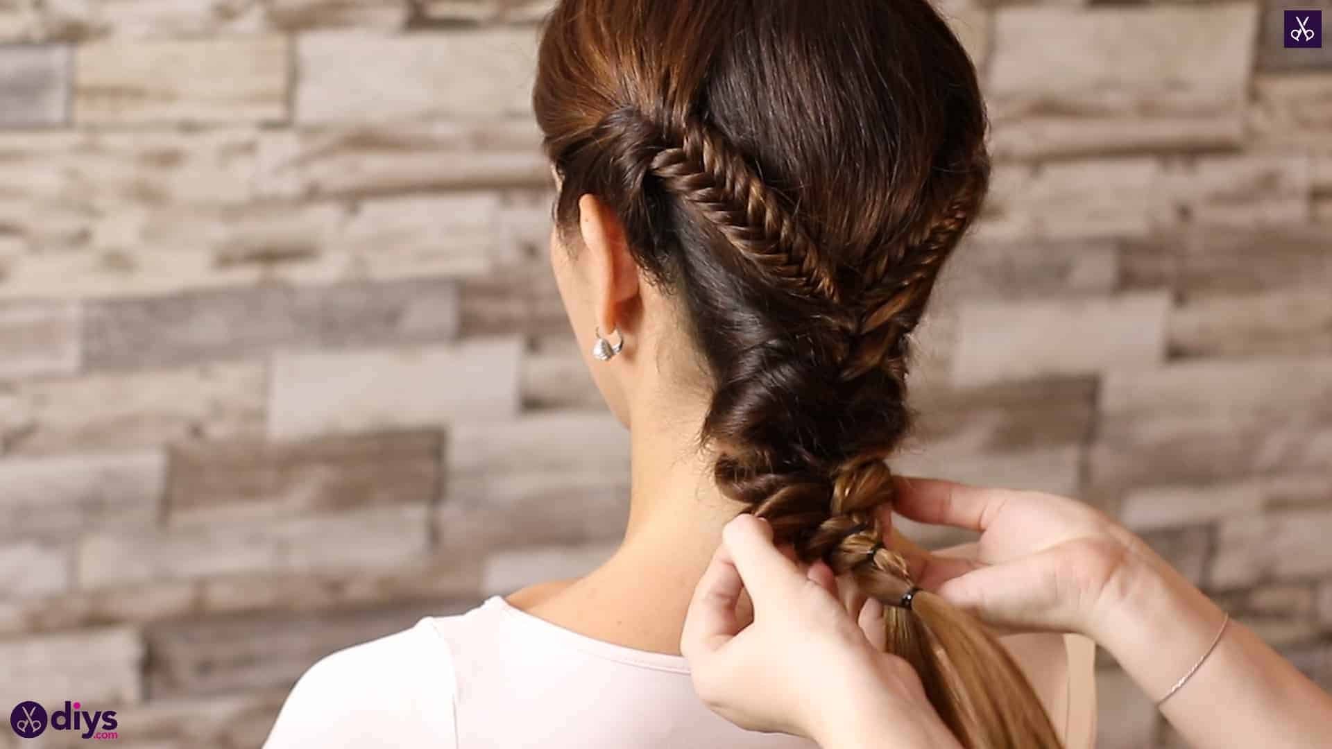 Romantic prom hairstyle tutorial step 5