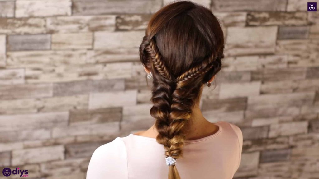 Romantic prom hairstyle tutorial step 5g