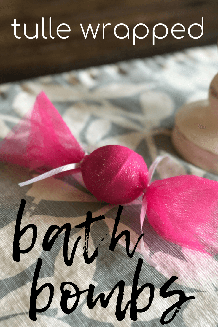 Tulle wrapped diy bath bomb favours