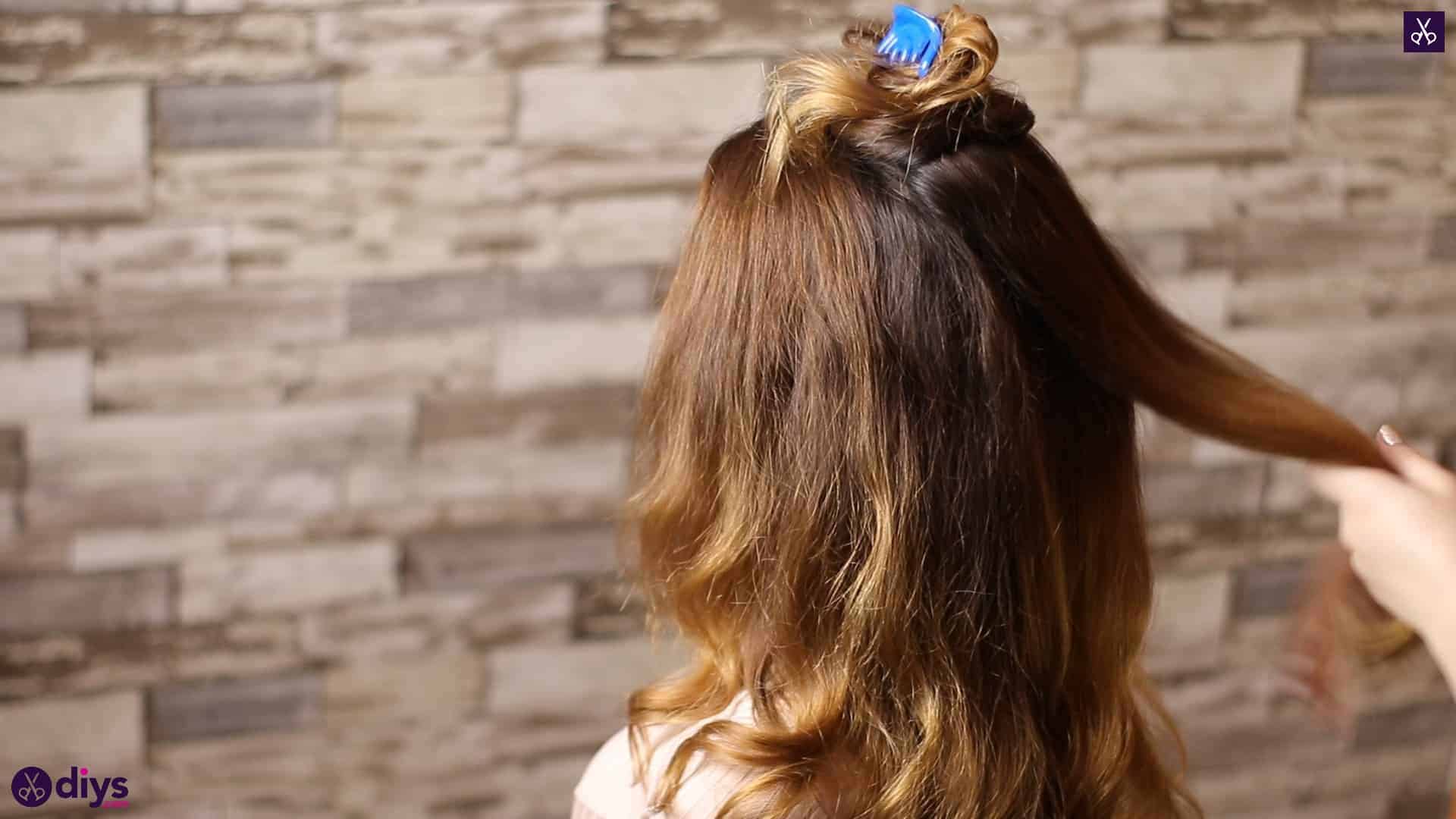 Updo hairstyle for wavy hair 15
