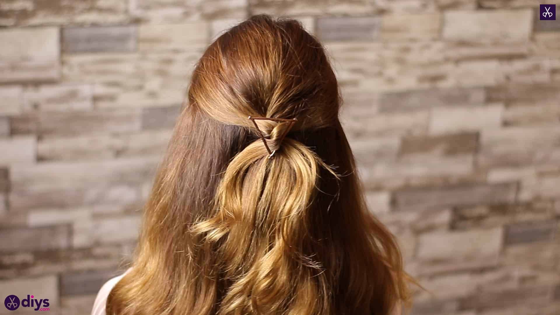 Updo hairstyle for wavy hair 4