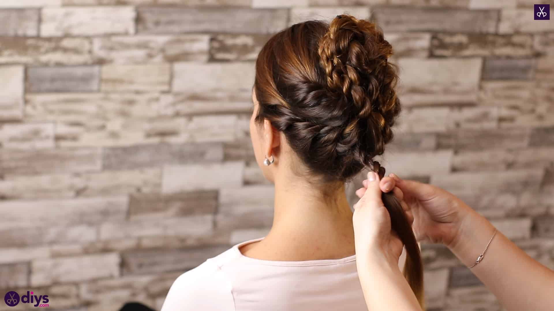 Wedding bun for bridesmaids38