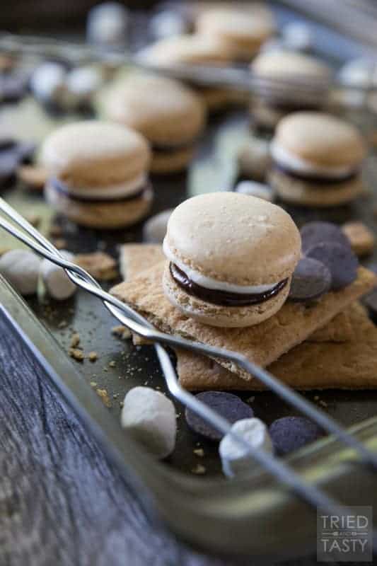 Smores french macarons