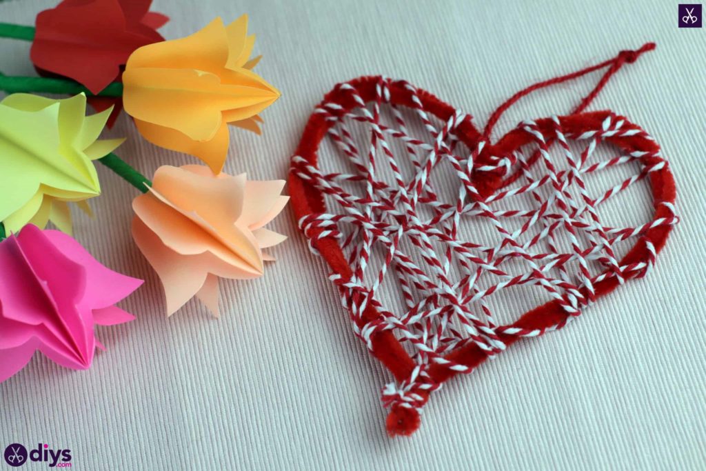 Diy hanging heart wall decor red