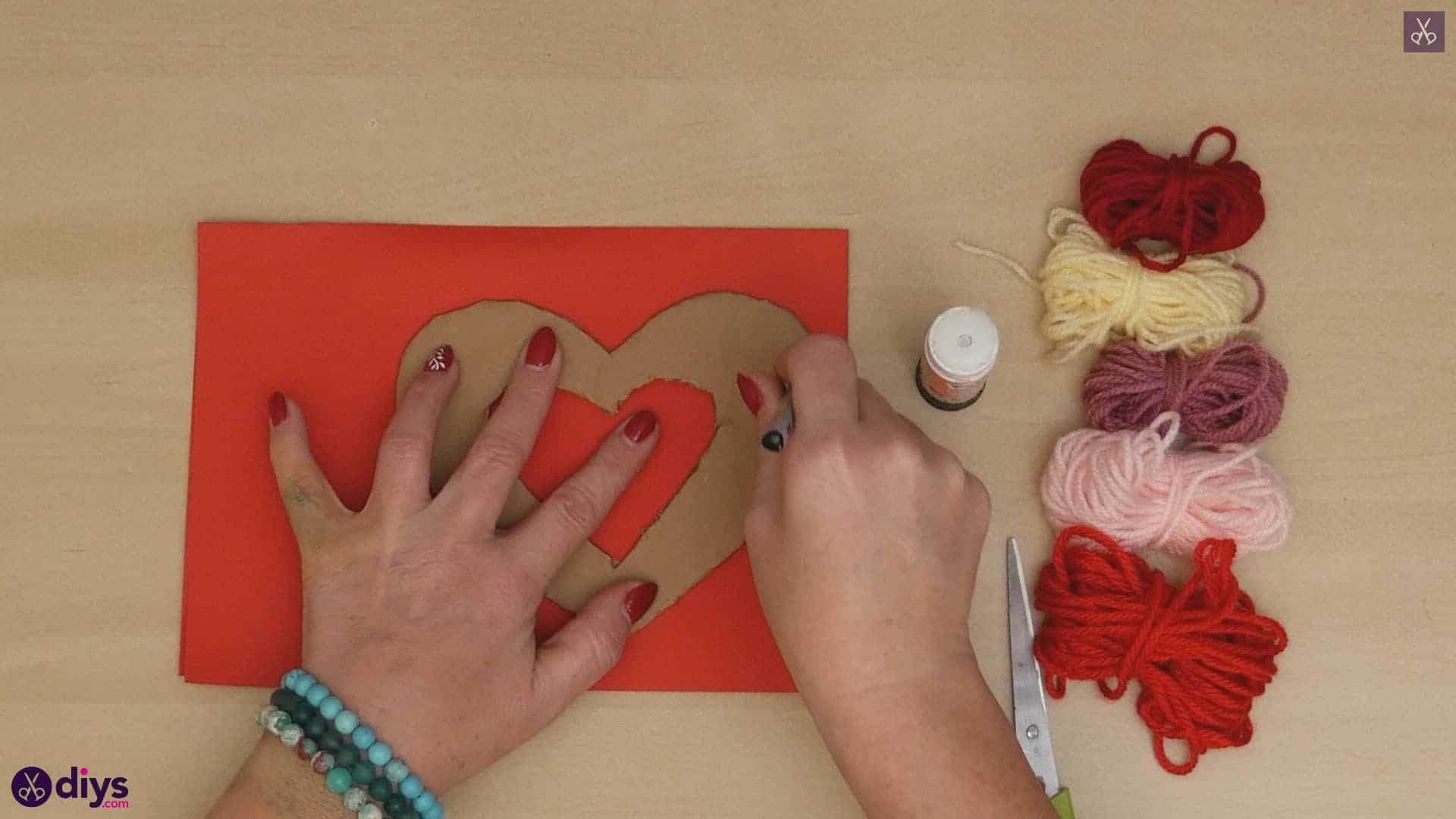 Diy yarn wrapped paper heart step 3