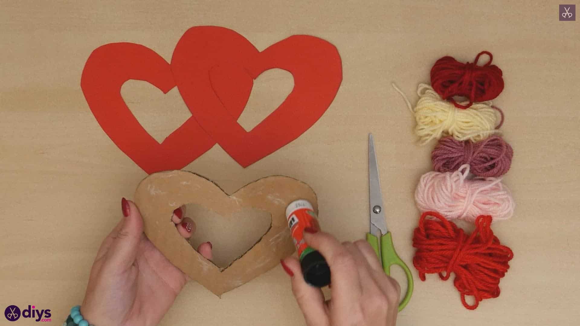 Diy yarn wrapped paper heart step 4