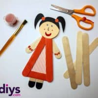 How to make a popsicle stick puppet