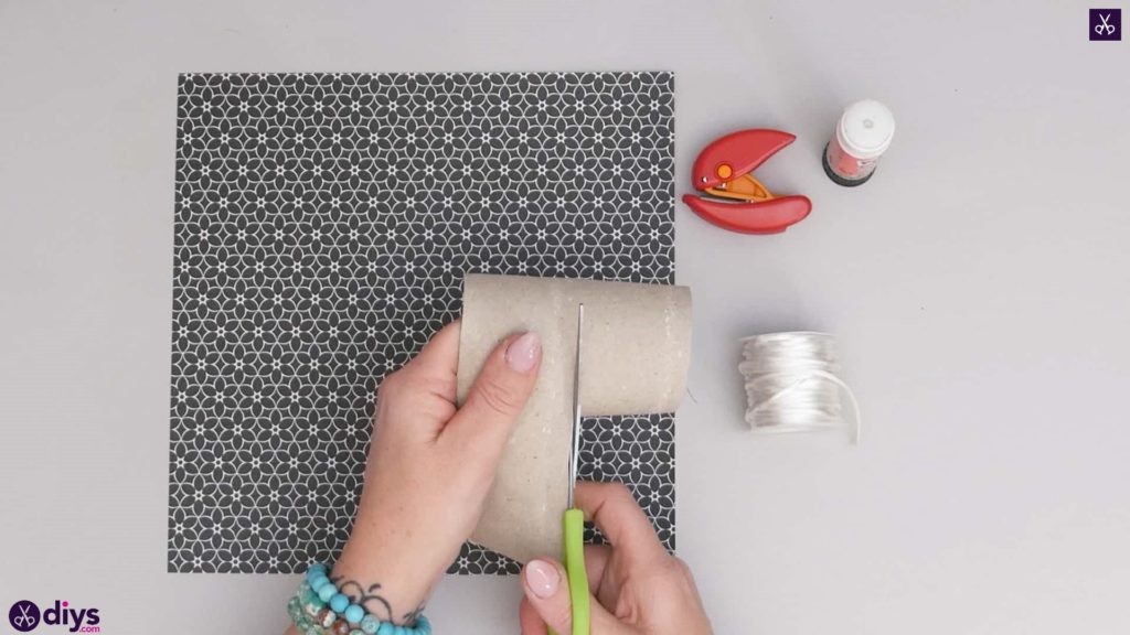 Toilet paper roll bracelet diy