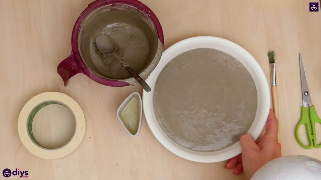 Diy concrete jewelry holder dish step 5c