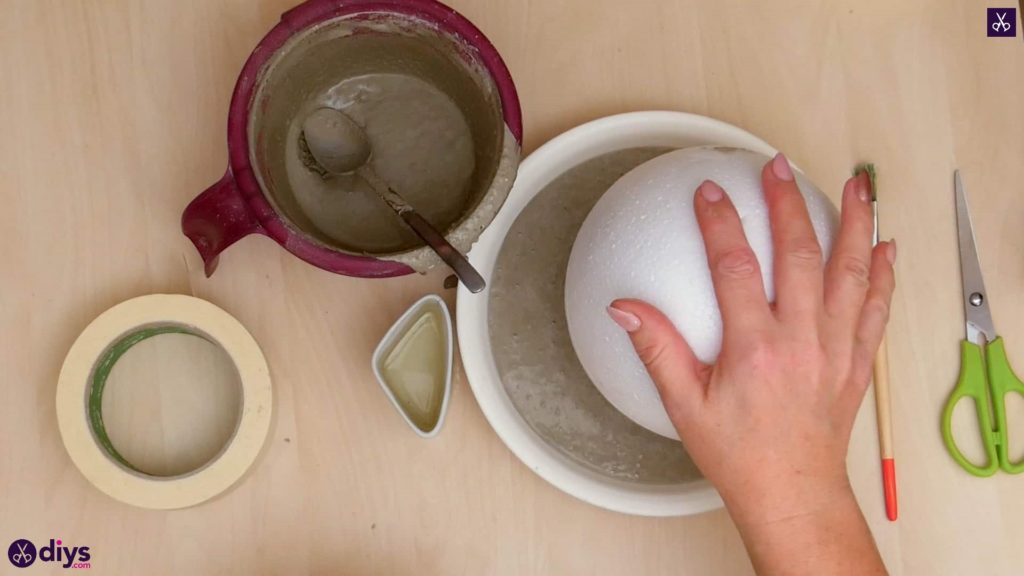 Diy concrete jewelry holder dish step 6a