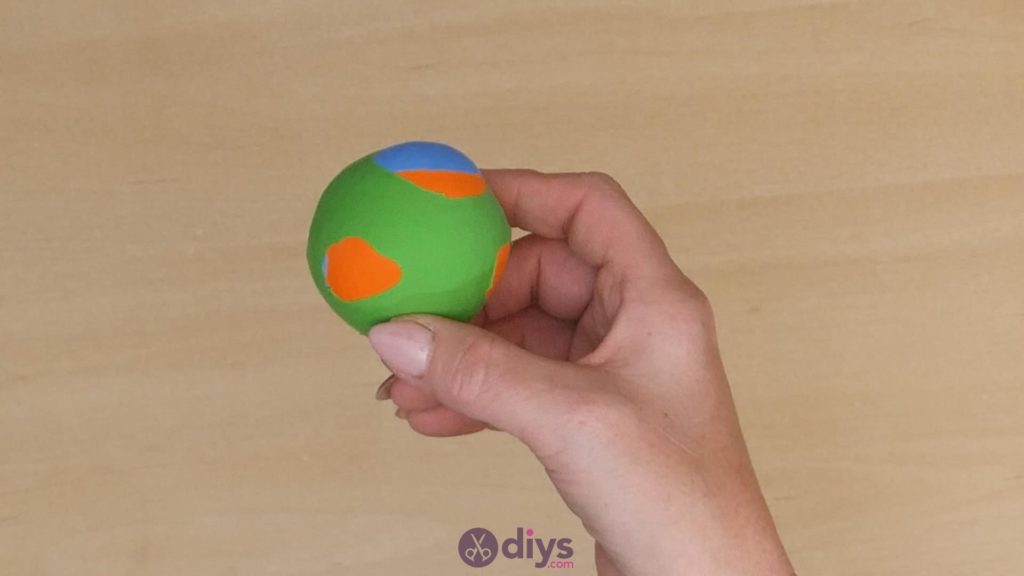 توپ های juggling diy مرحله 6b