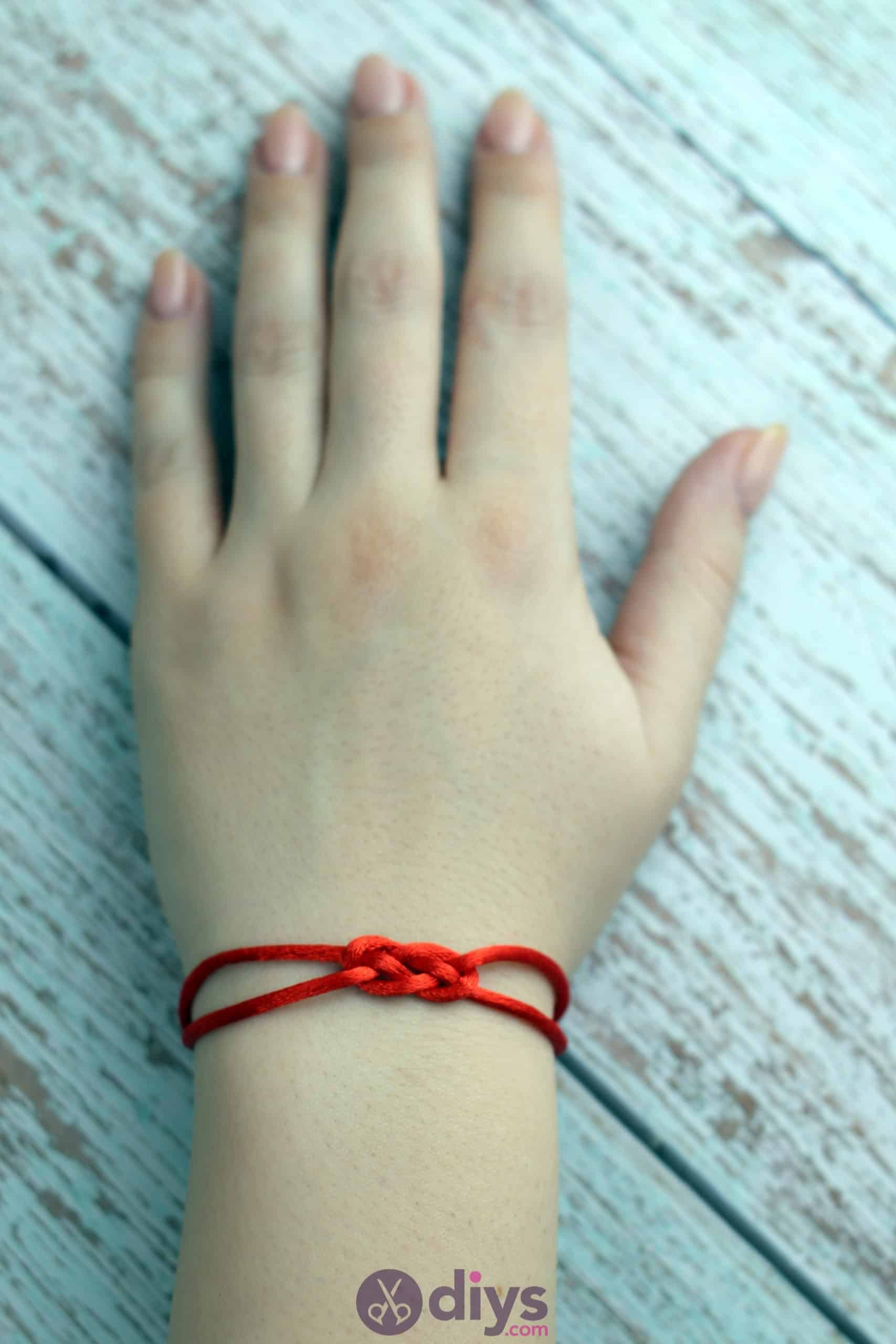 Diy knotted bracelet