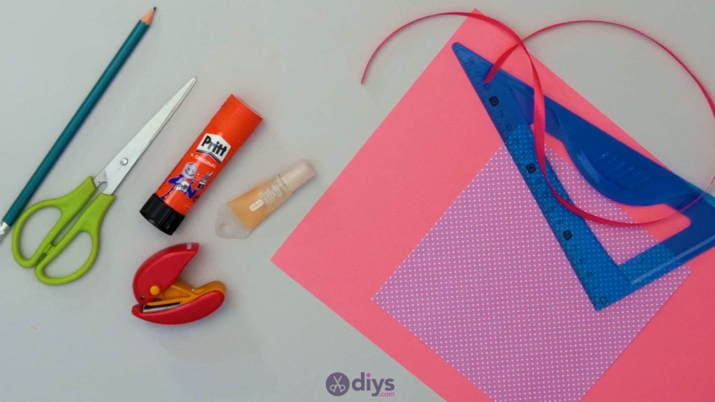 Diy lipstick gift card materials step 1
