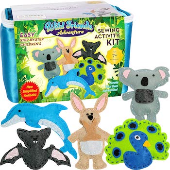 Four seasons crafting wild friends adventure kids' sewing kit