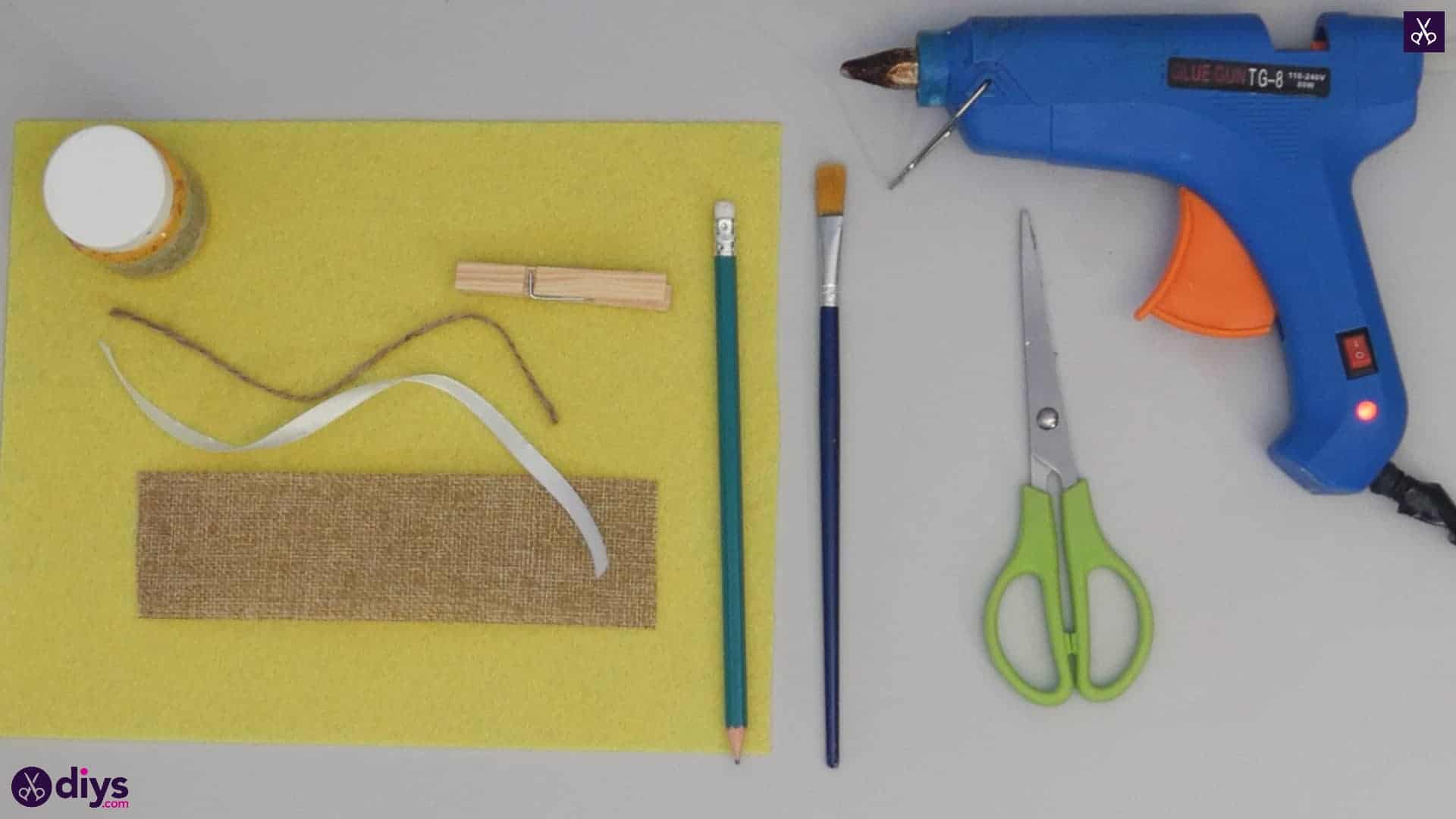 How to craft a butterfly from a clothespin materials