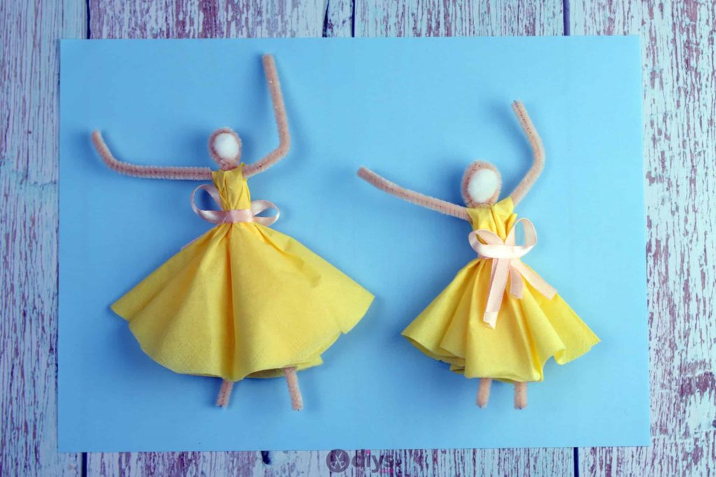 طرز تهیه عروسک دستمال رقص 4