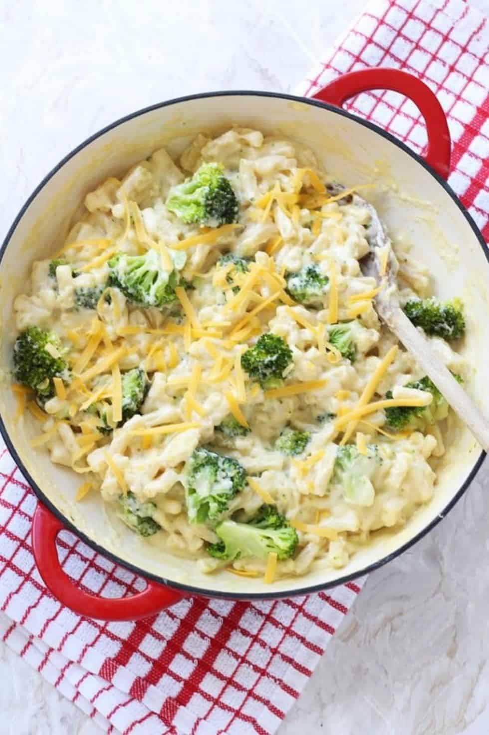 Broccoli mac and cheese