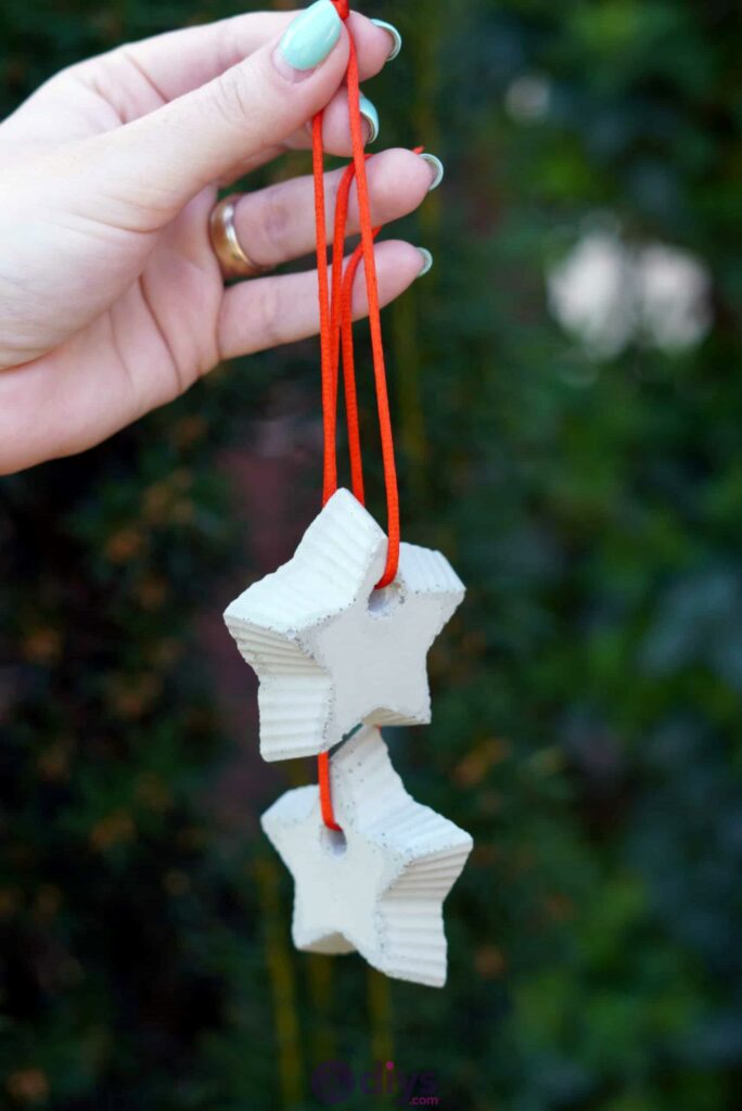 Concrete hanging star decoration red string