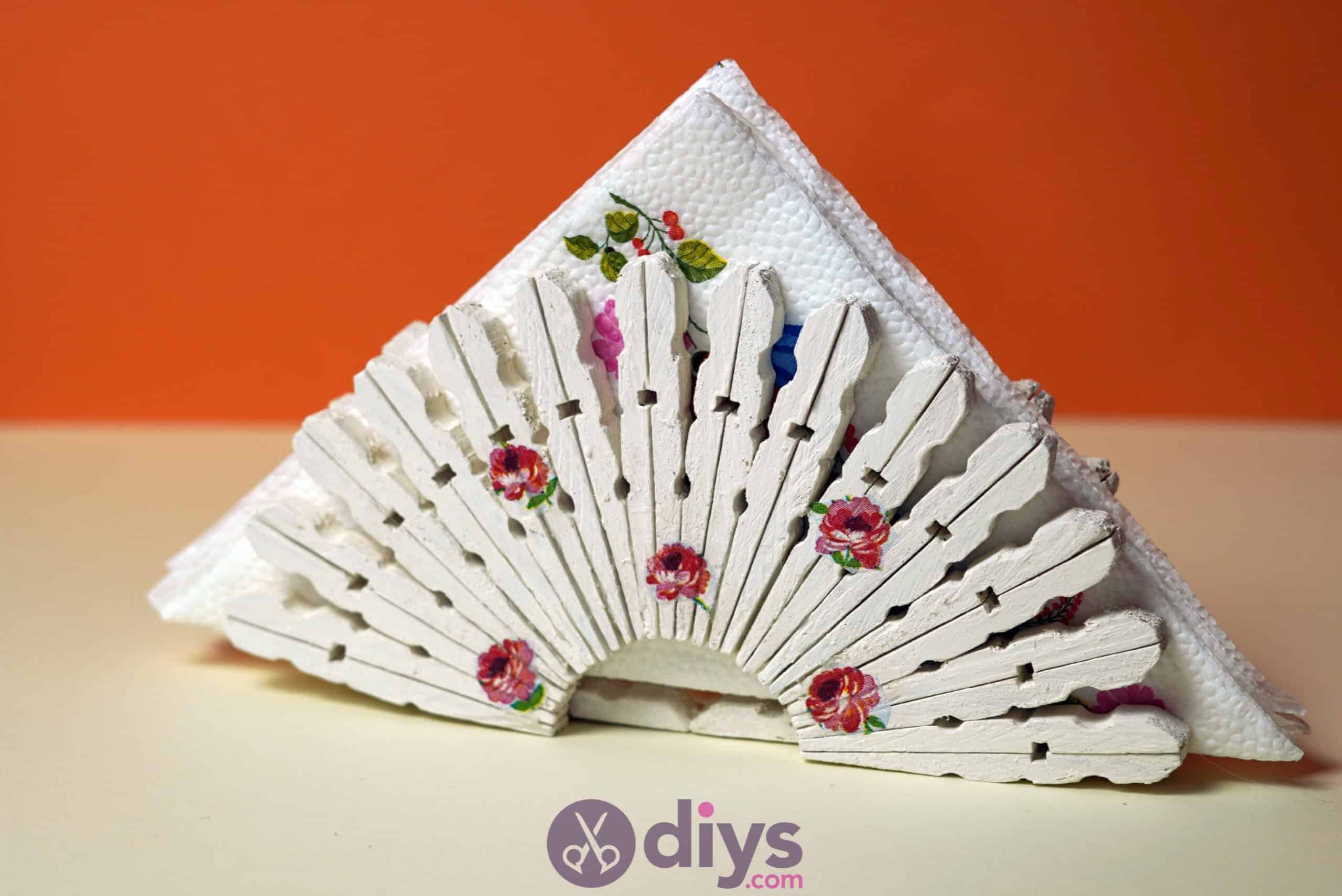 Diy clothespin napkin holder project
