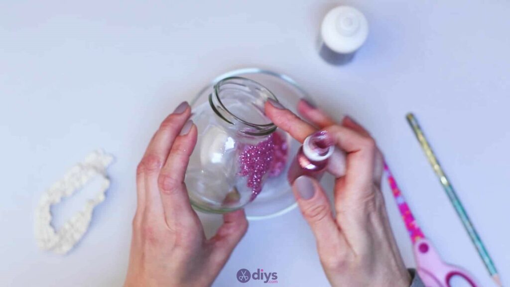 Diy flower glitter vase from glass jars step 5d