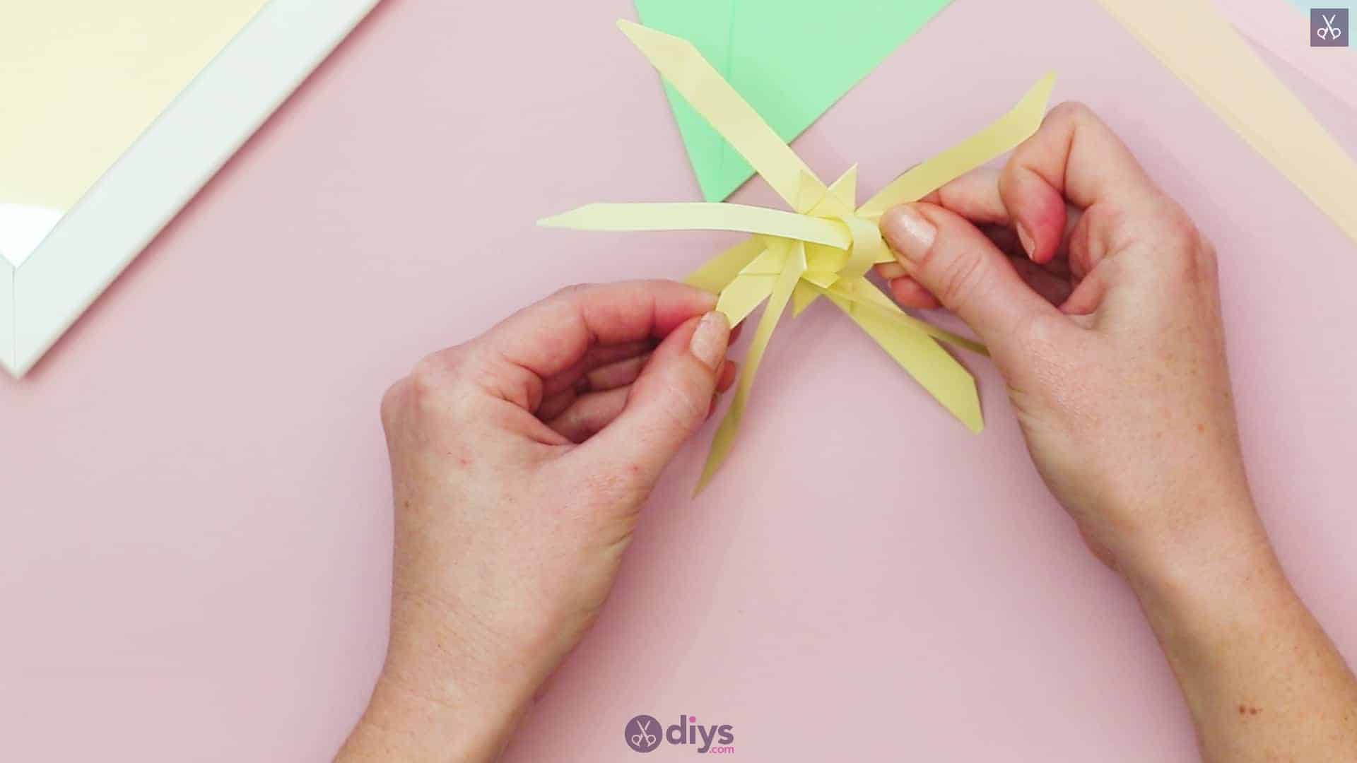 Diy origami flower art step 7b