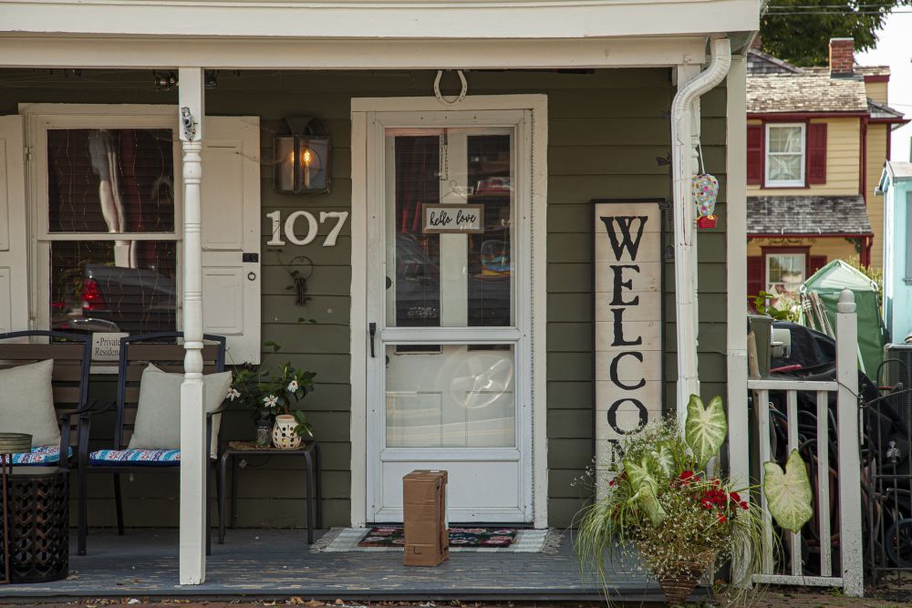 Best Welcome Sign Ideas for Your Porch