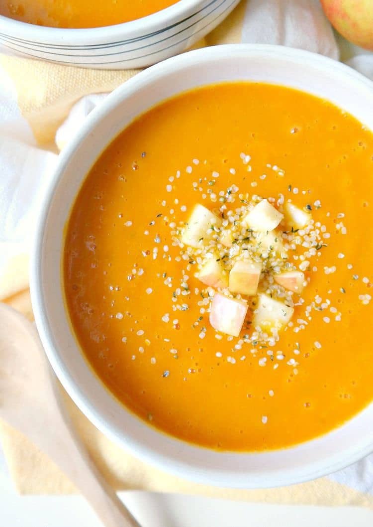 Cleansing carrot autumn squash soup
