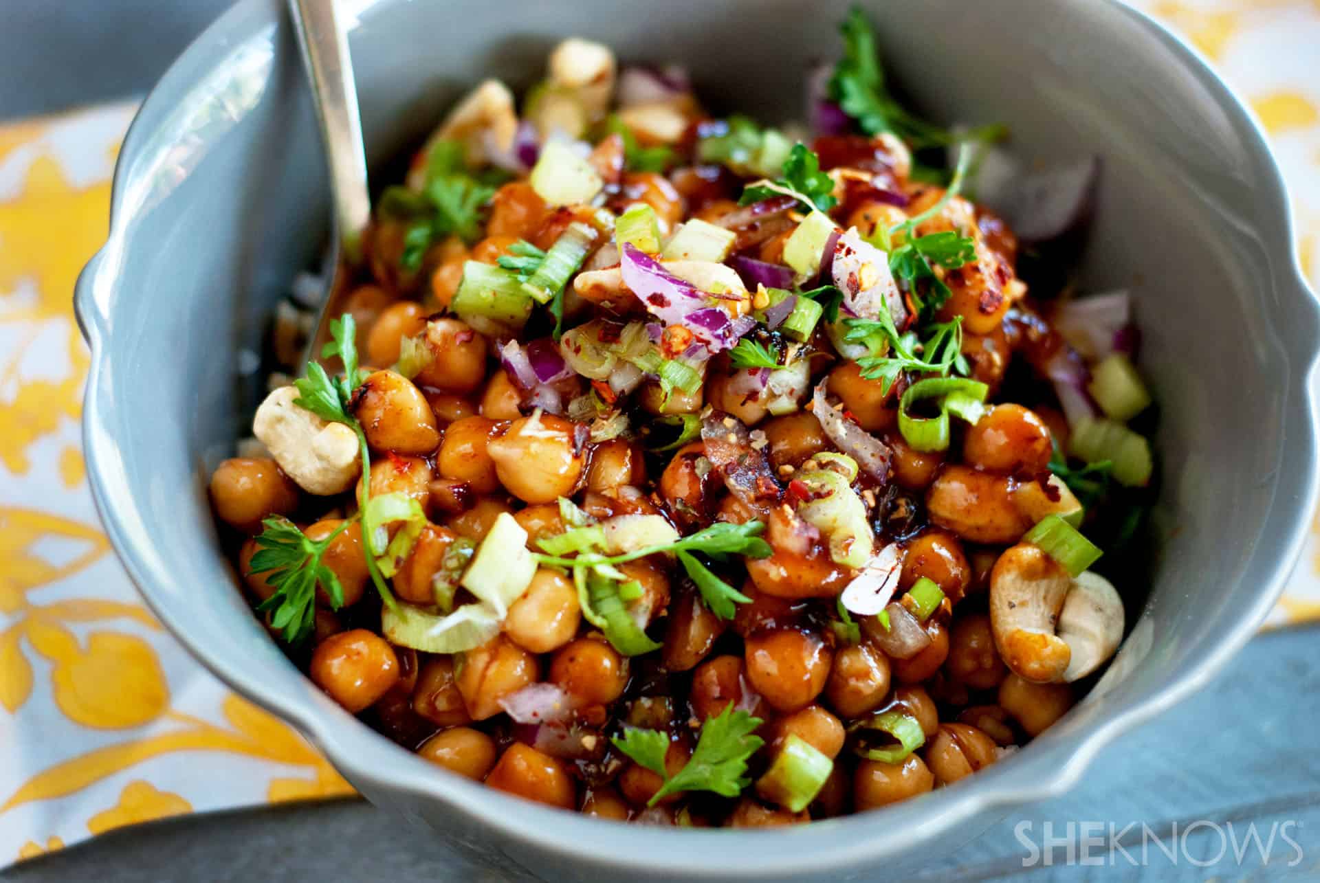 Spicy sauteed garbanzo beans with chickpeas and cilantro