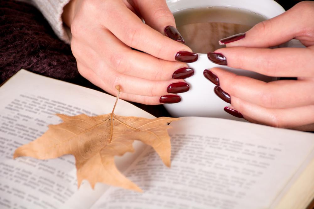 Best fall nail colors