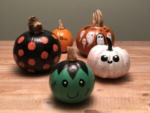 25 Easy Pumpkin Painting Ideas That Look Cute (2022 Edition)