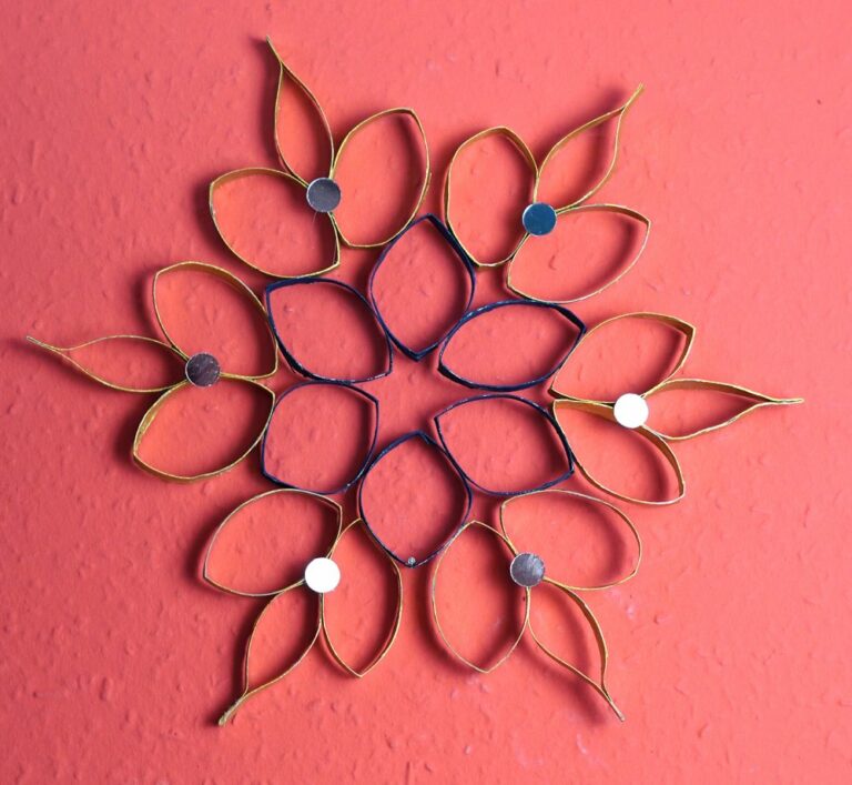 Flower Wall Decor From Recycled Toilet Paper Roll
