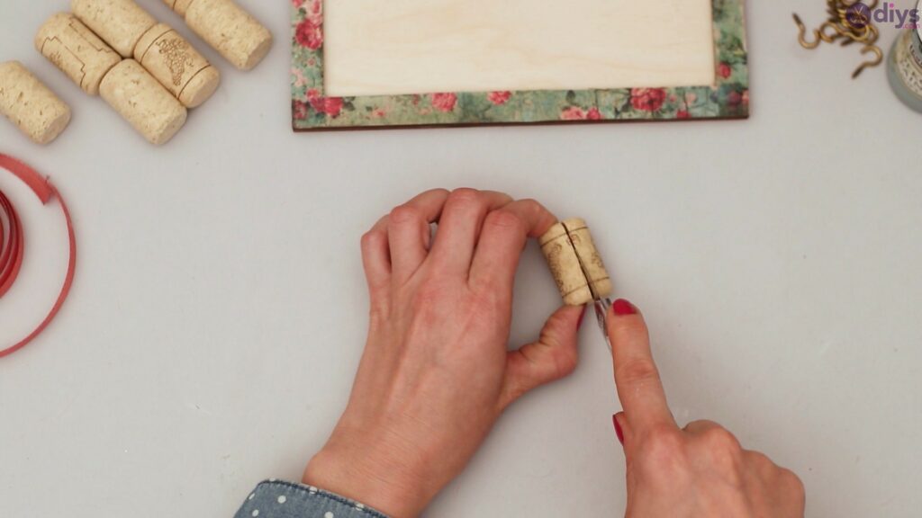 Wine cork jewelry organizer (15)