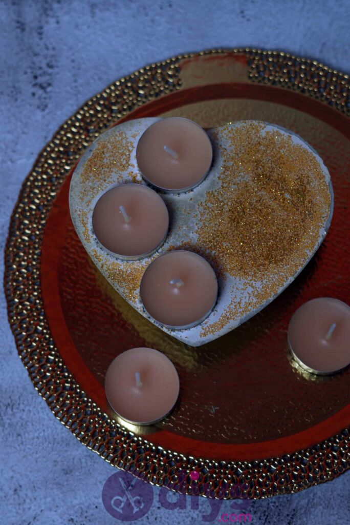 Concrete heart candle holder